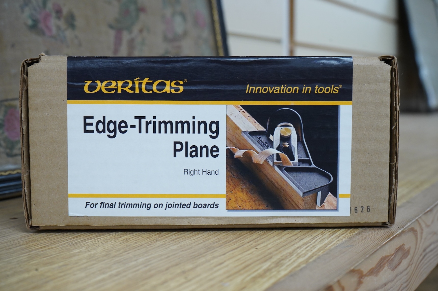 A pair of boxed Veritas Tools edge-trimming planes (left hand and right hand) with paperwork